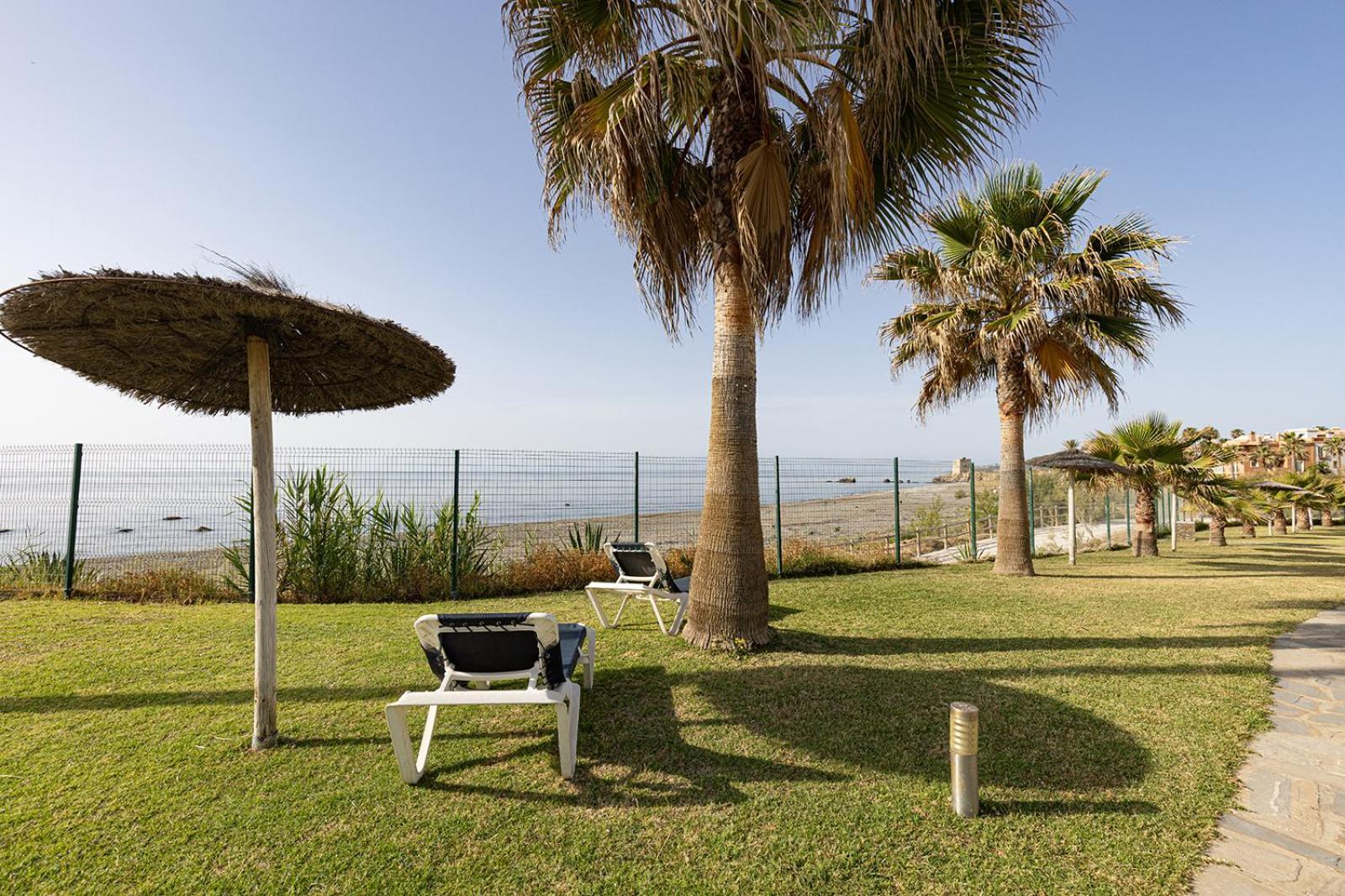 Sunrise Beach Front - Casares Del Mar מראה חיצוני תמונה